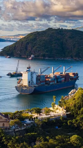Harnessing coastal and highland strengths to unlock new development opportunities (Photo: VNA)