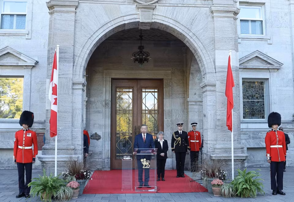 General Secretary and President To Lam and Canadian Governor General Louise Arbour hold a press conference after their talks. (Photo: Thong Nhat/VNA)