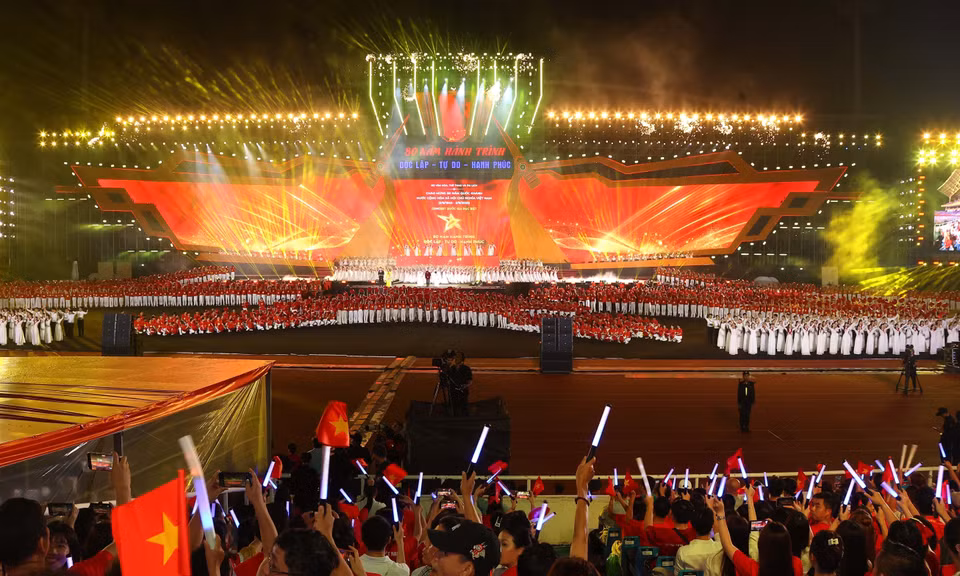 The major political and cultural event commemorates the 80th anniversary of the August Revolution (August 19, 1945- August 19, 2025) and Vietnam’s National Day (September 2, 1945- September 2, 2025), highlighting Vietnam’s eight decades of nation-building. (Photo: VNA)