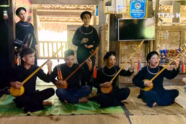 Ethnic space lures culture lovers 