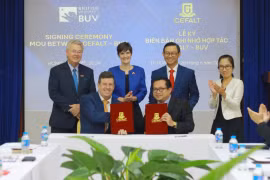 At signing ceremony of the Memorandum of Understanding (MOU) between the British University Vietnam (BUV) and the Centre for Foreign Affairs and Languages Training (CEFALT) of Vietnam’s Ministry of Foreign Affairs. 