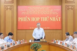 Party General Secretary To Lam chairs the first meeting of the central steering committee for reviewing the implementation of Resolution No. 18-NQ/TW, issued in 2017 by the 12th-tenure Party Central Committee, on several issues regarding the reform of the political system for greater efficiency. (Photo: VNA)