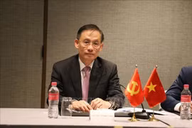 Vietnamese, Cambodian political parties beef up cooperation