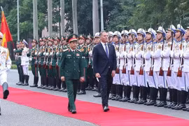 Vietnam, Australia eye stronger defence cooperation 