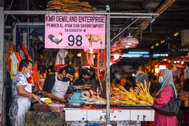 Malaysia halts chicken exports from June 1