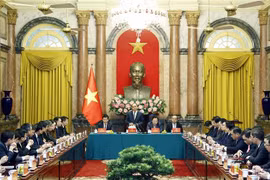State firms should contribute more to development in disadvantaged localities: President
