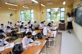 Quang Ninh spends nearly 1 trillion VND to upgrade schools, support students