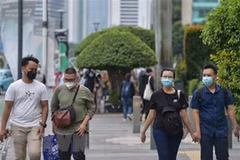 Indonesia shortens COVID-19 quarantine time