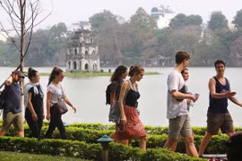 Vietnam rakes in 16.05 billion USD from tourism in nine months