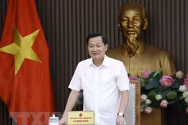 Deputy PM demands workers’ rights, interests be guaranteed during aid package disbursement
