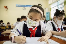 HCM City opens training course on COVID-19 vaccination for children aged 5 - 11