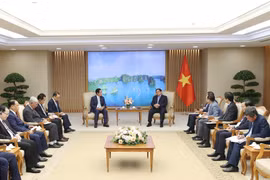 PM receives Governor of Phnom Penh