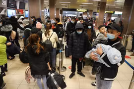 Vietnamese from Ukraine receive continuous support in Czech Republic, Slovakia