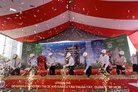 HCM City starts building 1,500 social housing units