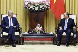 President suggests Vietnam, Greece forge cooperation in different fields