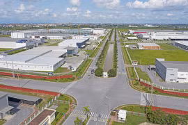 Hung Yen approves eight new projects