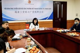 Vietnam suggests China restore customs clearance at border gates