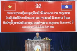 Vientiane meeting marks 60 years of Vietnam-Laos diplomatic ties 