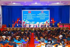 Meeting marks 60th anniversary of Vietnam-Laos diplomatic ties 