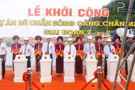 Thua Thien - Hue begins Chan May port’s breakwater