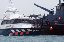 Indonesia, Singapore intensify maritime border patrols