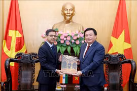 Ho Chi Minh National Academy of Politics fosters ties with Indian, Singaporean partners