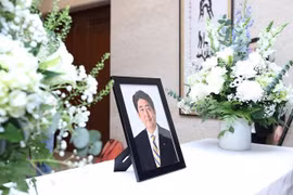 President Nguyen Xuan Phuc to attend state funeral of late Japanese PM Abe Shinzo