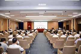 Total revenue of groups, corporations hits nearly 900 trillion VND