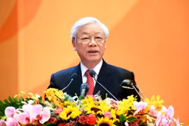 Vietnam gathering momentum for sustainable development: Party leader 