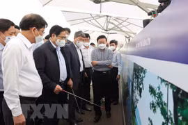 Prime Minister requests PPP facilitation for Van Phong EZ development
