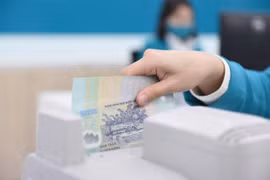 Reference exchange rate down 3 VND at week’s beginning