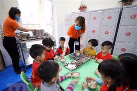 Pre-school students have health checks, get access to English in new school year