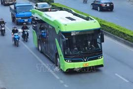 Hanoi striving to use all electric buses to contribute to environmental protection