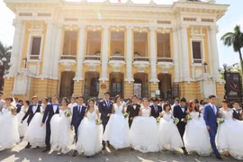 Hanoi to hold mass wedding for 30 couples