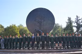 Vietnamese teams at Army Games 2022 receive encouragement