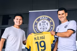Quang Hai signs two-year deal with French side Pau FC