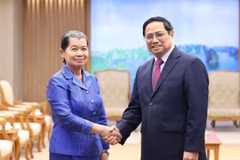 Gov’t leader receives visiting Cambodian Deputy Prime Minister