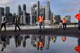 Singapore continues loosening COVID-19 restrictions against migrant workers