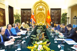 Vietnam, UK seek ways to deepen strategic partnership