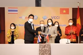 Vietnam, Thailand strengthen business connectivity