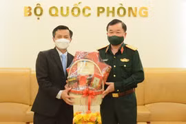 Vietnam, Laos tighten bilateral relations
