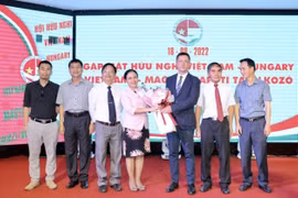 Vietnam-Hungary friendly gathering held