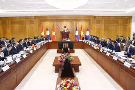 NA leader holds talks with Lao counterpart