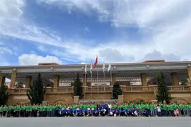 100 couples to marry at mass wedding on National Day