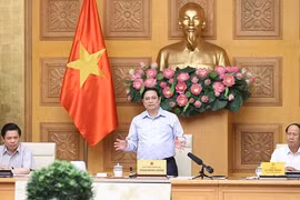 PM asks for solutions to speed up national key transport projects