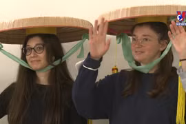 Italian students love the Vietnamese language