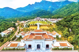 Yen Tu Mountain - A popular autumn spot