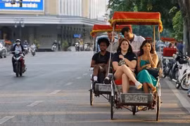 Foreign tourist arrivals to Hanoi surpass yearly plan