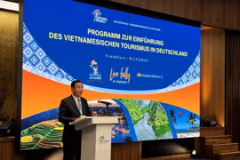 Vietnam National Authority of Tourism General Director Nguyen Trung Khanh speaks at the event (Photo: VNA)