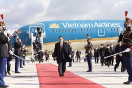 PM Pham Minh Chinh begins official visit to France 